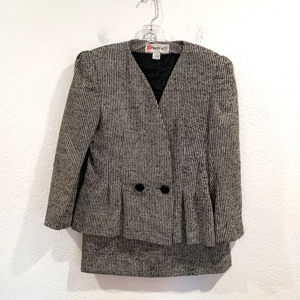 Vintage Peabody House Houndstooth Skirt Suit